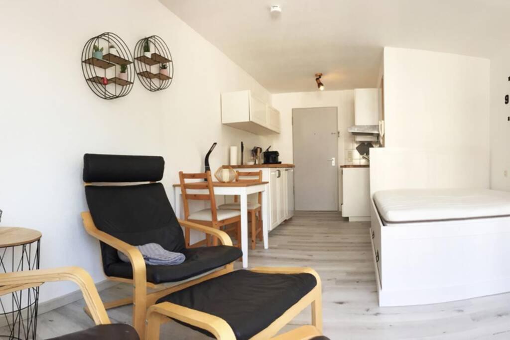 Apartment-Mitten In Konstanz, Gratis Parkplatz & Fahrrader, Netflix Tv Exterior foto
